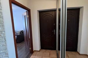 Эспланада возле ТЦ Лавина 2