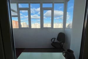 Эспланада возле ТЦ Лавина 5