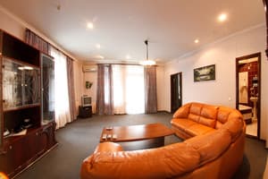 Отель Воскресенский. Семейный двухместный Family apartment 1